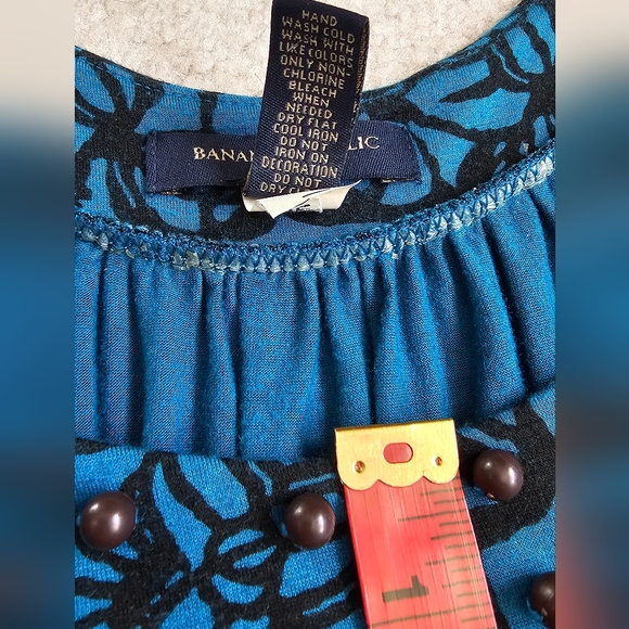 Cap Sleeve tank top blue and black, Banana Republic peasant top, Size S - Picture 3 of 8